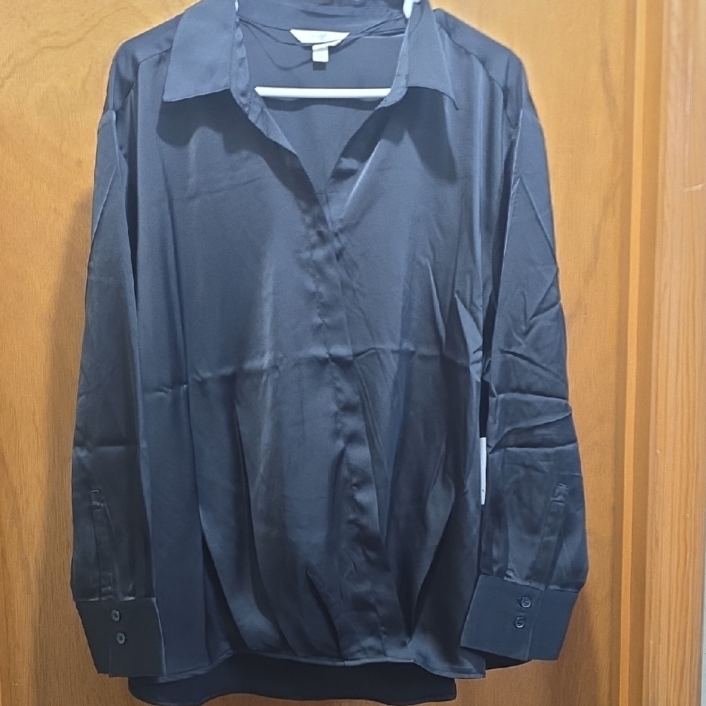 Terra & Sky Classic Black Blouse